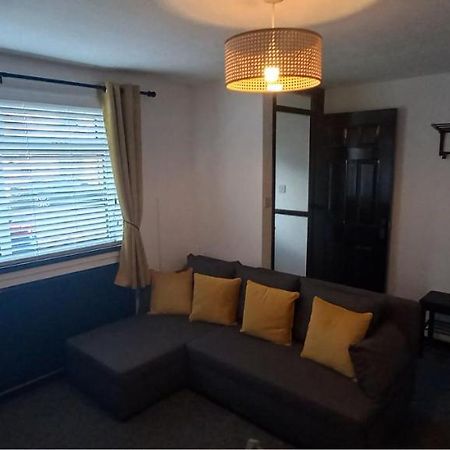 6-Min Walk To New Cross Parking Long Stay Discounts Wolverhampton Esterno foto